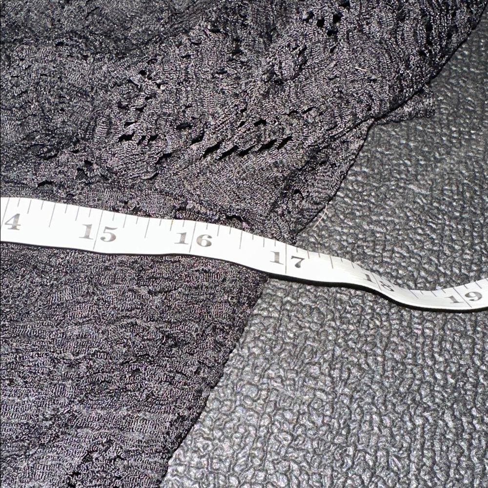 NWT Maurices Black Lace Long Sleeve Top size small - Picture 7 of 8